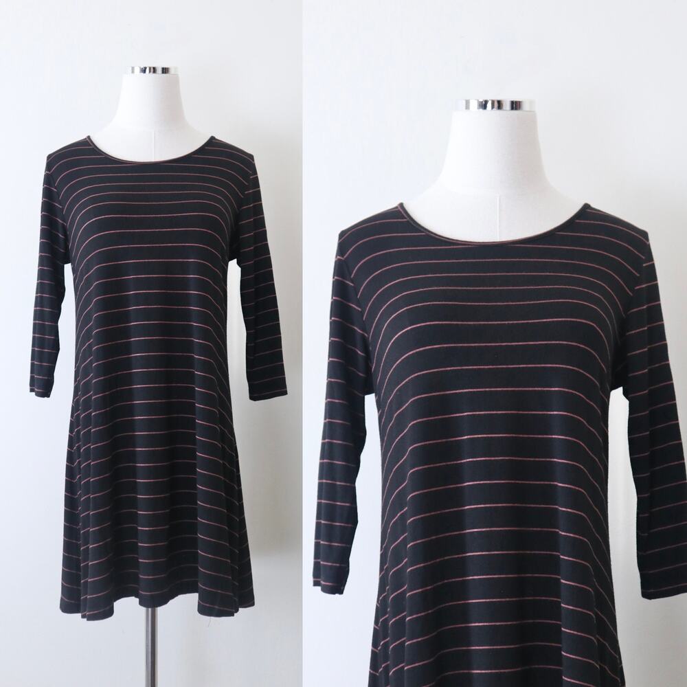 Comfy USA Size XS Jersey Knit Tunic Top 3/4 Sleeve Black Pink Stripe Stretch